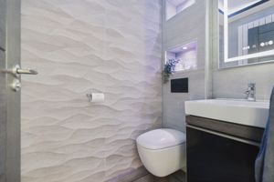 Photo 25- click for photo gallery